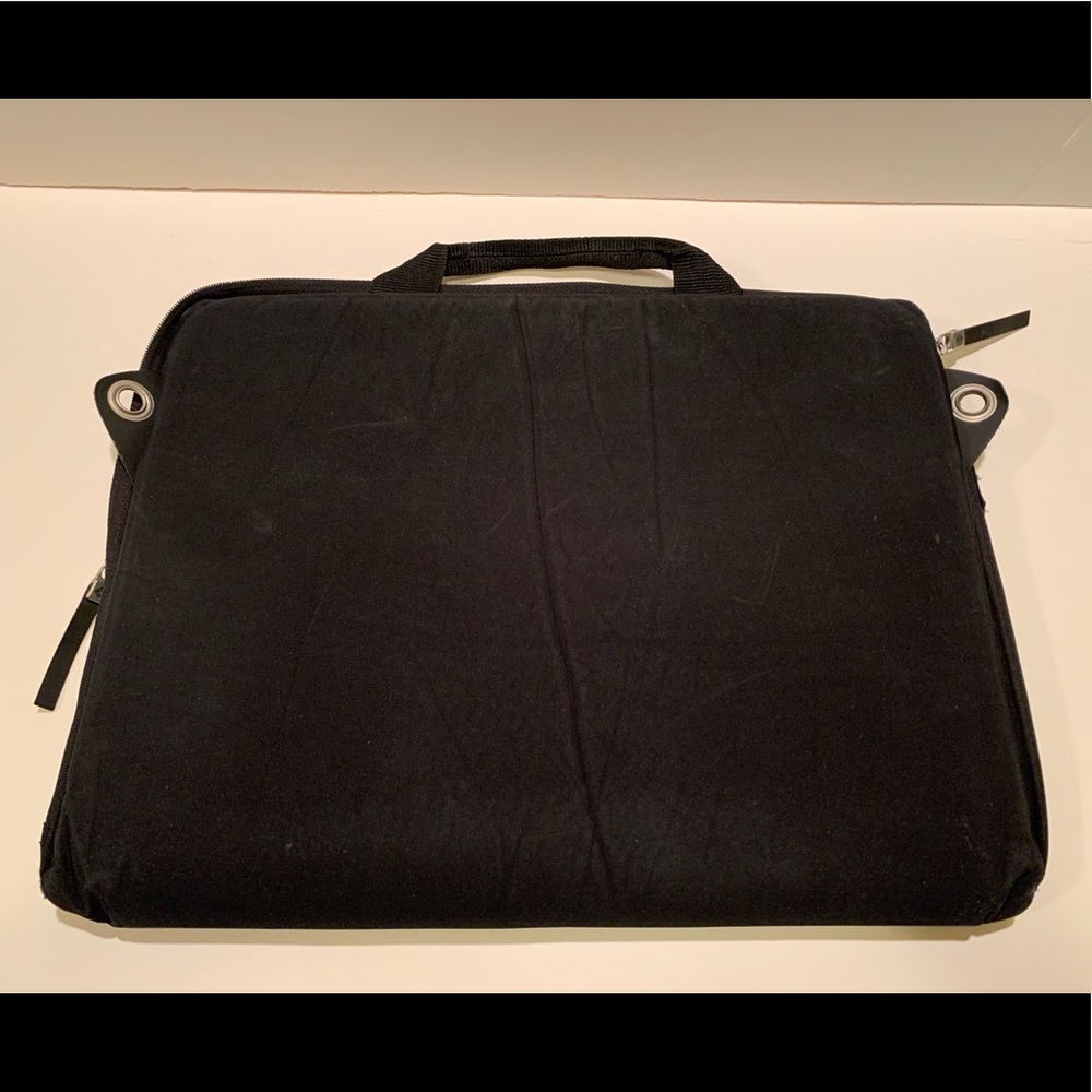 COLUMBIA LAPTOP CASE/ BAG.